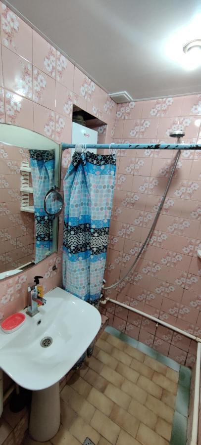 Budget One Room Apartment Baky Esterno foto